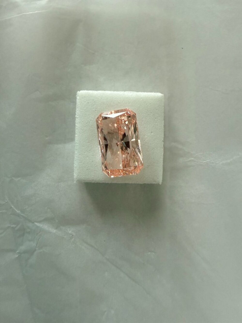 3.02 CT Fancy Pink Radiant Lab Grown Diamond VS1 IGI
